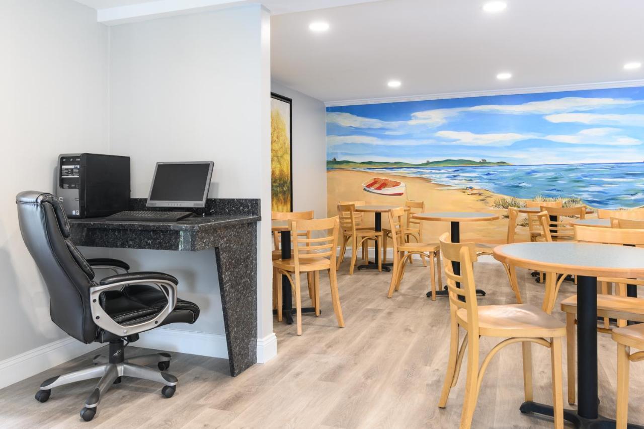 Captains Quarters Motel & Conference Center Eastham Buitenkant foto