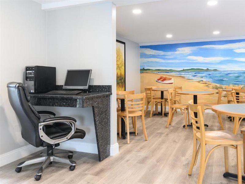 Captains Quarters Motel & Conference Center Eastham Buitenkant foto