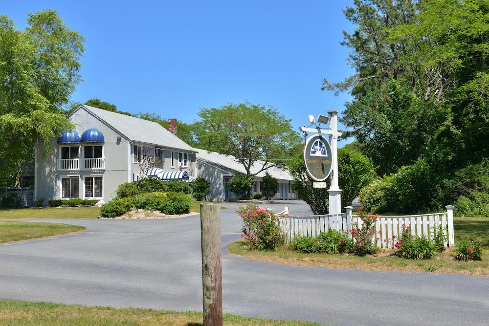 Captains Quarters Motel & Conference Center Eastham Buitenkant foto