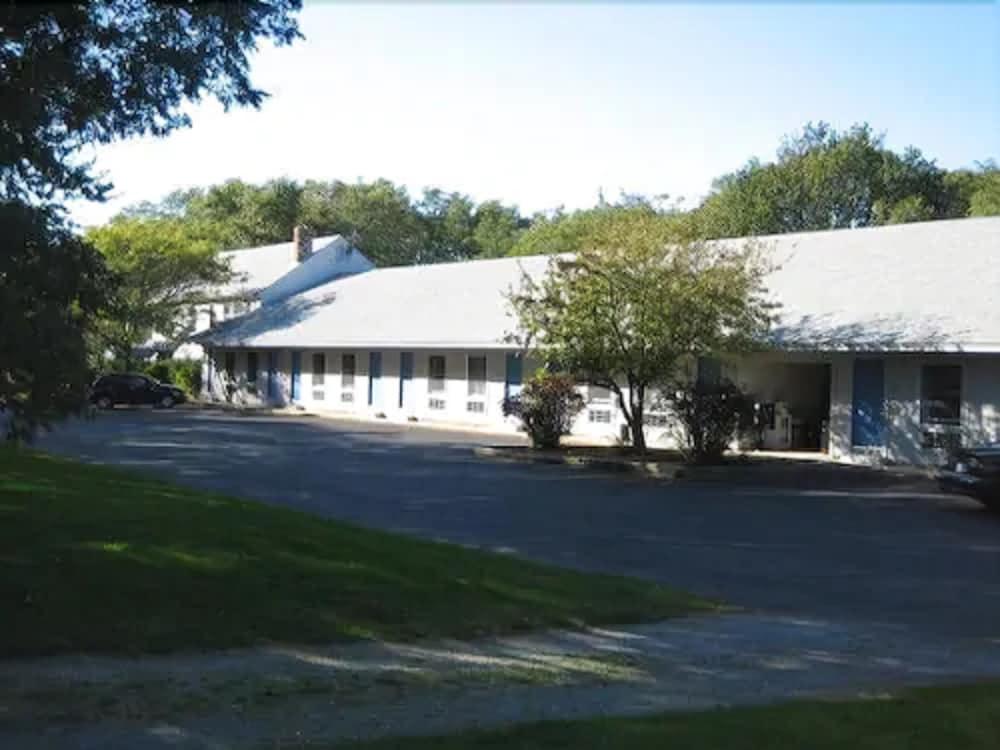 Captains Quarters Motel & Conference Center Eastham Buitenkant foto